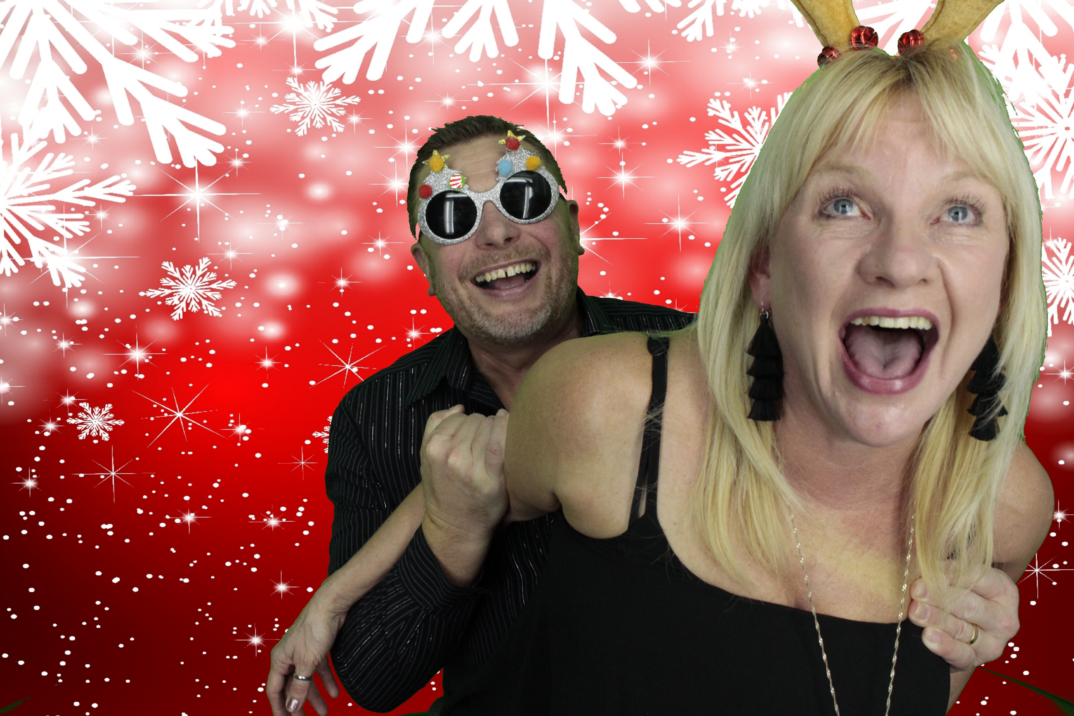 Silvermere Christmas Party | View more photos from the event at gallery.myphotoboothexperience.co.uk/u/MyPhotoBoothExperienceLtd/Silvermere-Christmas-Party-3